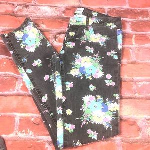 Aeropostale skinny flower stretch Jeans